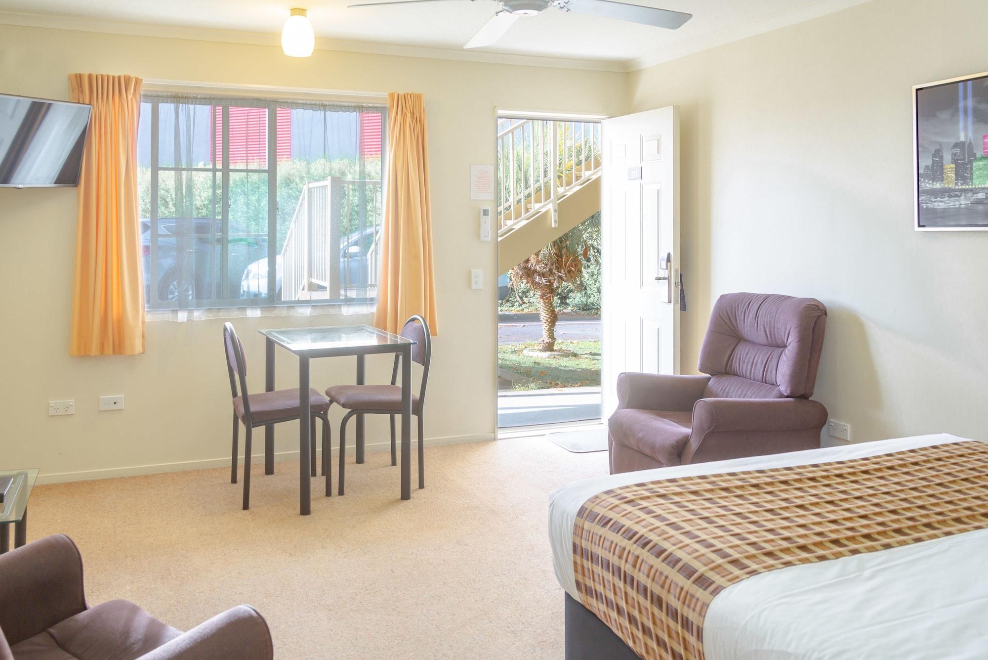 Bks Pioneer Motel Auckland Exterior photo