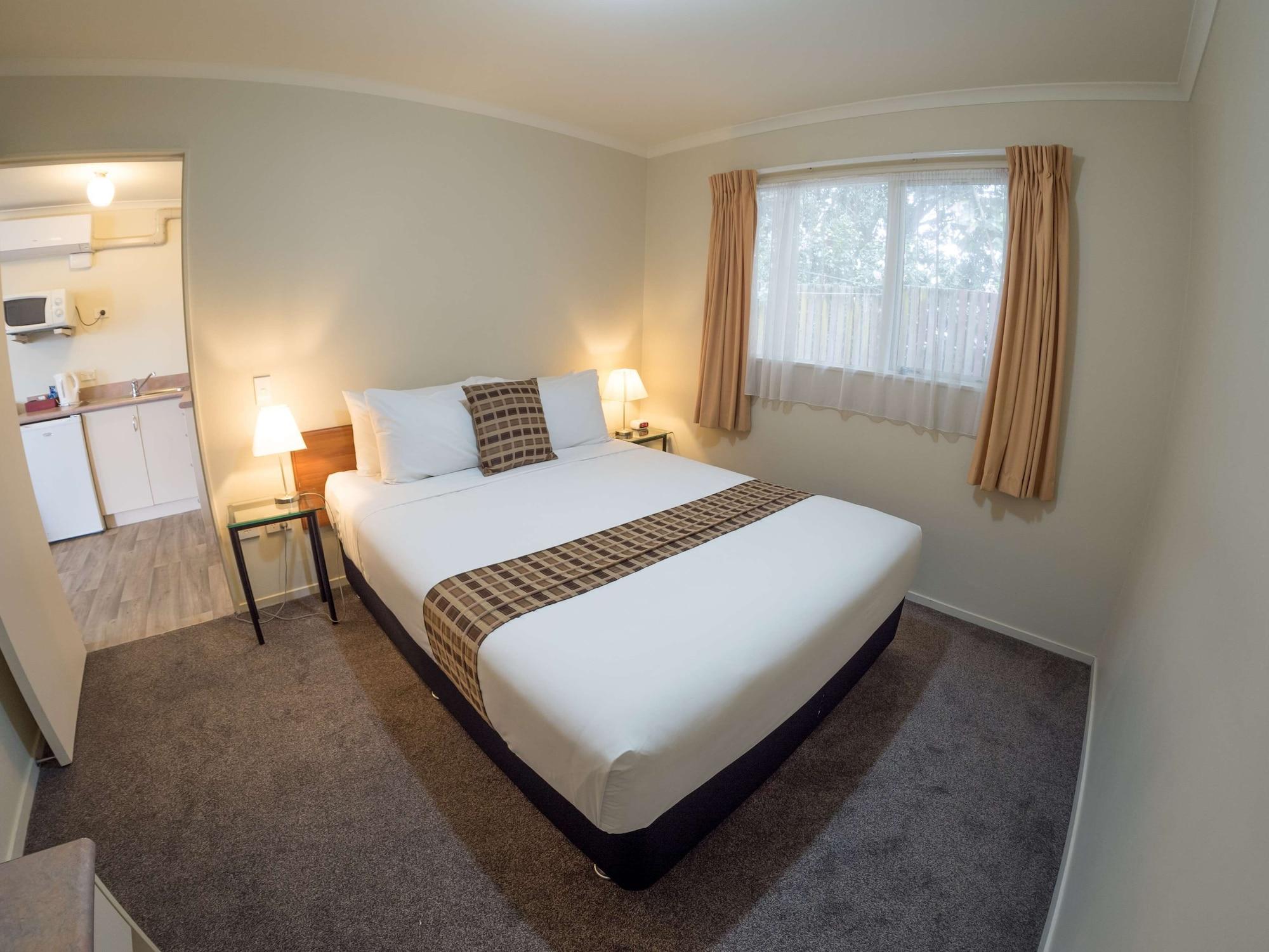 Bks Pioneer Motel Auckland Exterior photo