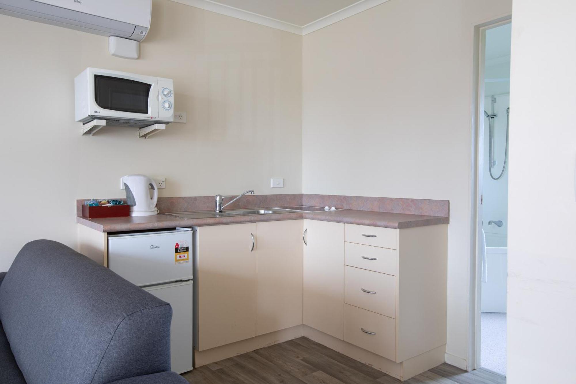 Bks Pioneer Motel Auckland Room photo