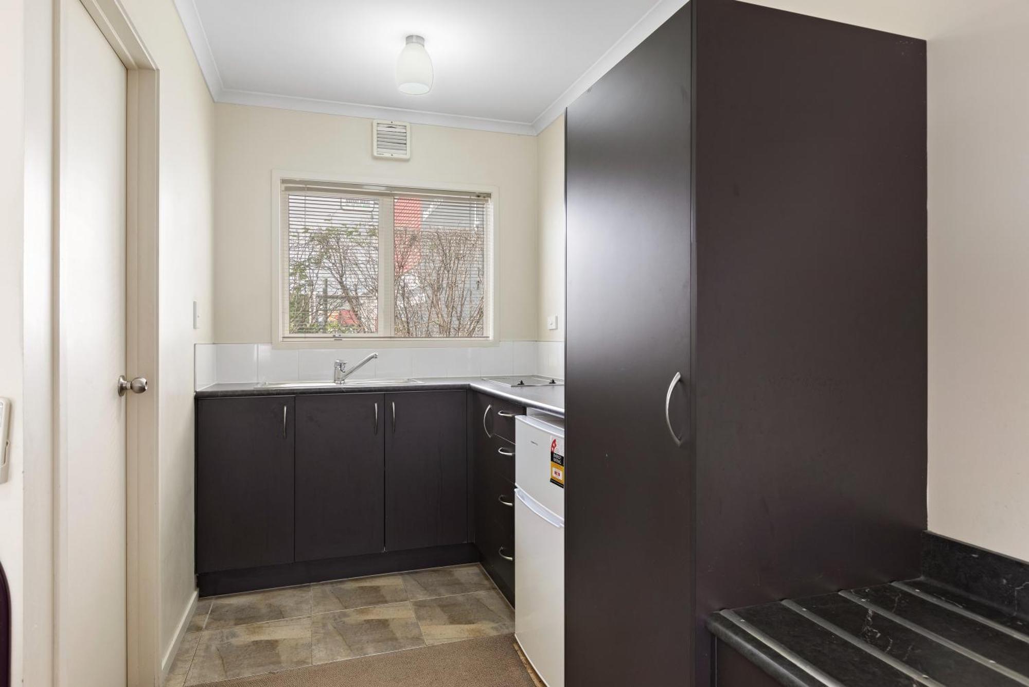 Bks Pioneer Motel Auckland Room photo