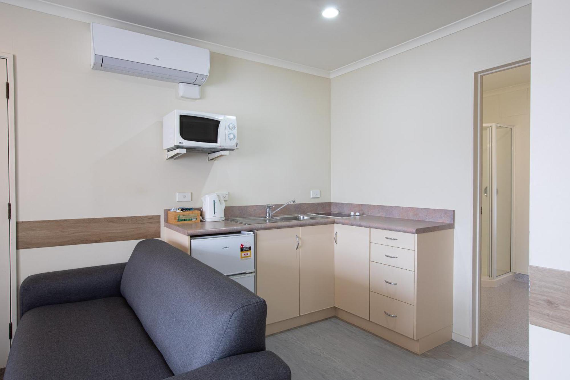 Bks Pioneer Motel Auckland Room photo